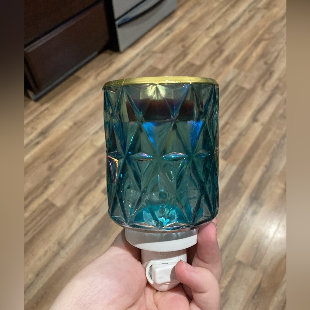 Scentsy Wall plug in